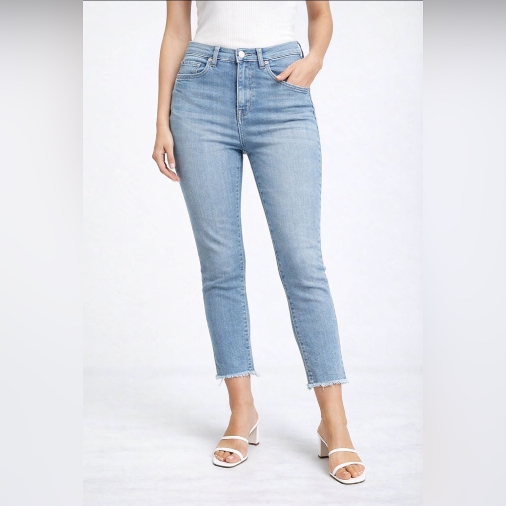 LOFT Light Wash Curvy Skinny Crop Raw Hem Clean Girl Jeans Women’s 29/8